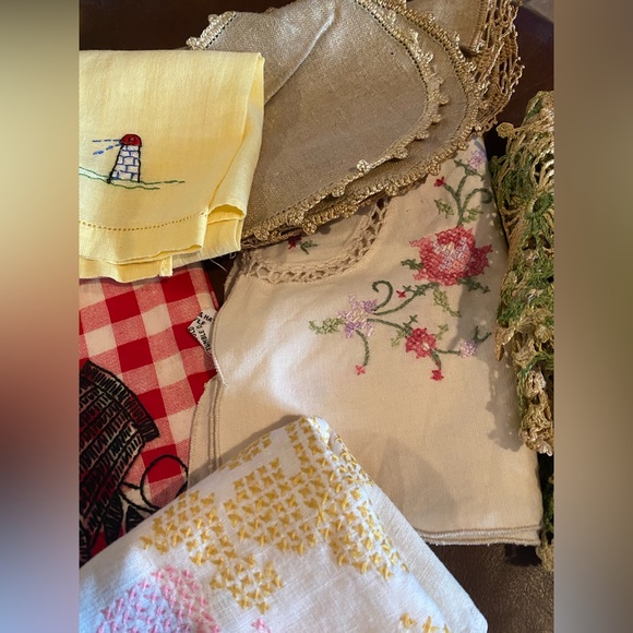 Vintage Linen Variety - Picture 2 of 10